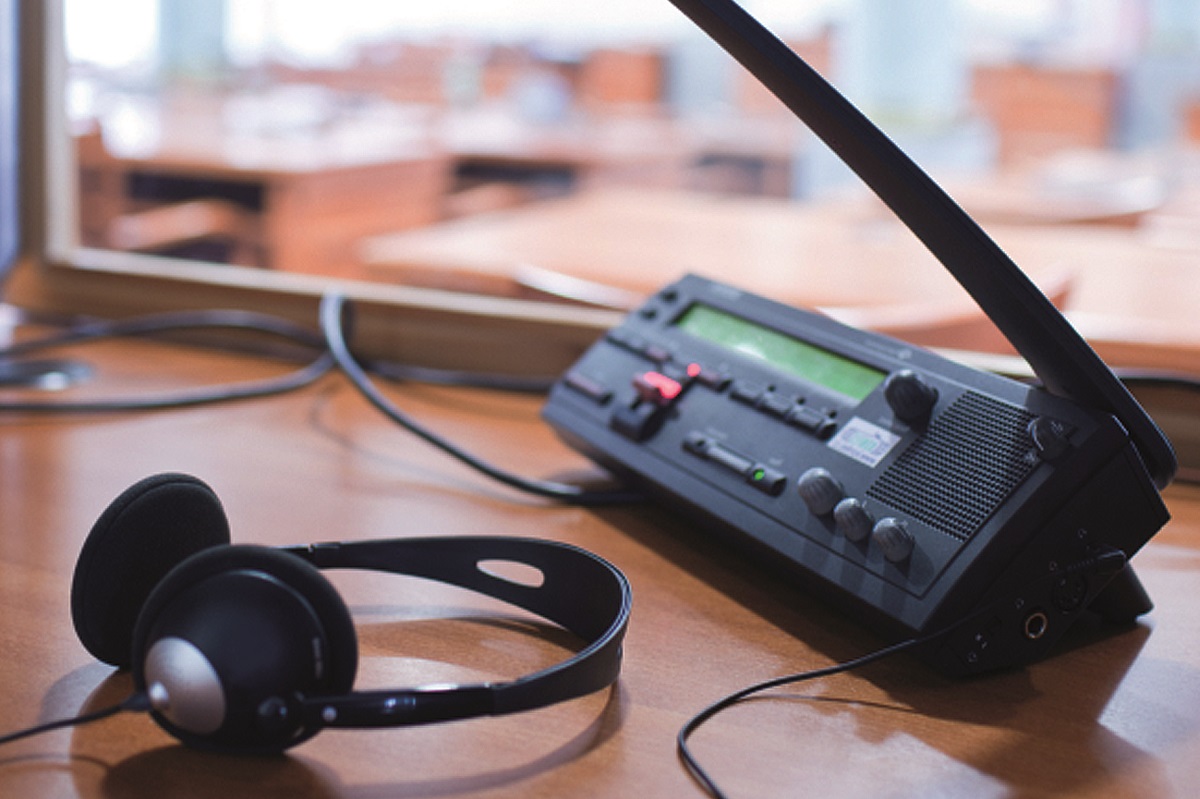 Interpreting Agency for all languages Alphatrad (UK)