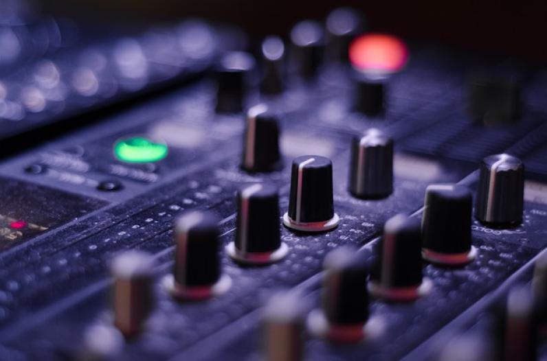 Top six tips if you’re looking at a career as a voice-over artist