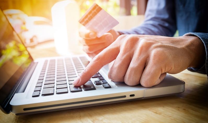 E-government how much do citizens like to use online administrative channels